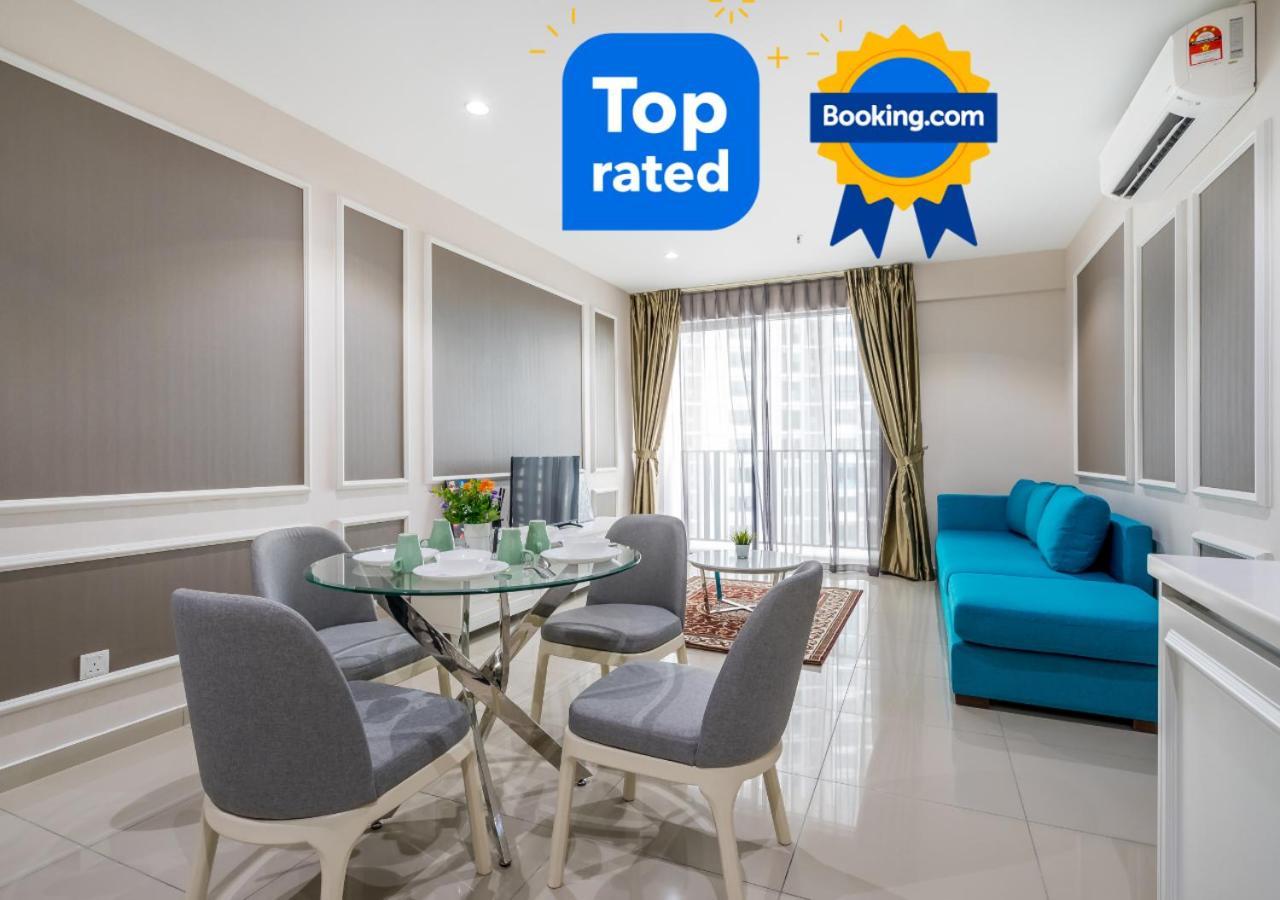 Apartment Hostahome At I-city, Mall