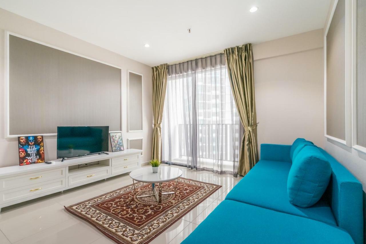 Hostahome At I-city, Mall Apartment *