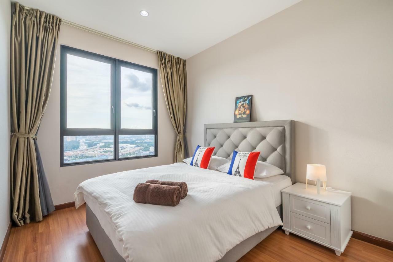 Apartment Hostahome At I-city, Mall *