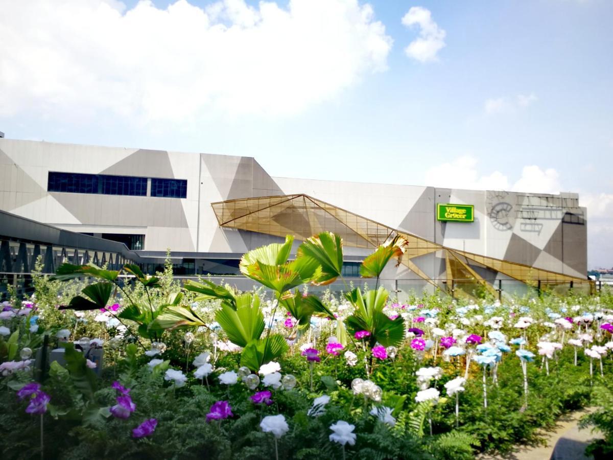 Apartment Hostahome At I-city, Mall *
